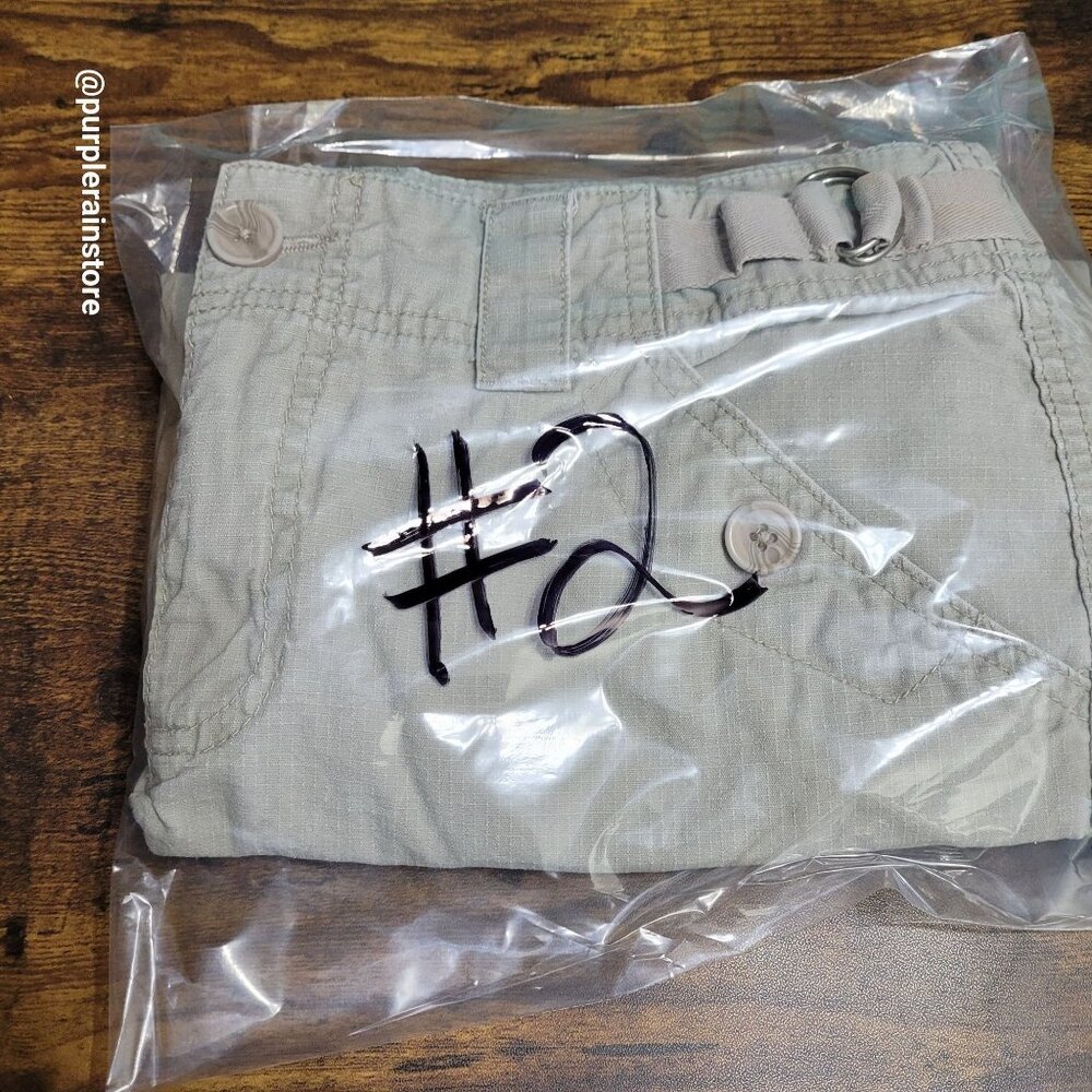 French Cuff Cargo Capri Pants 10 Mid Rise Rip Stop Beige Outdoor Preppy Gorpcore - Picture 11 of 11